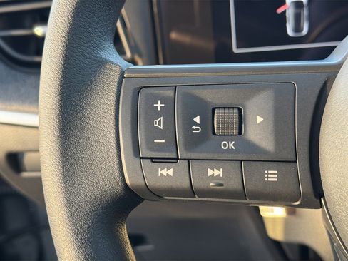 New 2026 Nissan Kicks S image 18