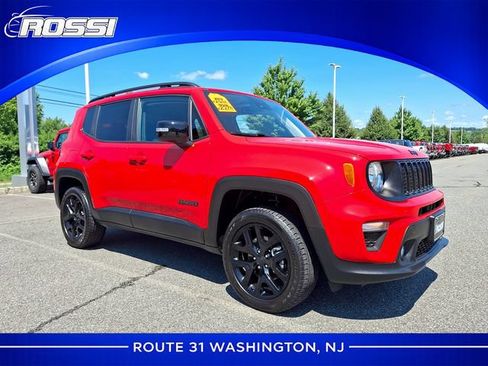 Used 2023 Jeep Renegade Altitude w/ Convenience Group I AWD/4WD image 1