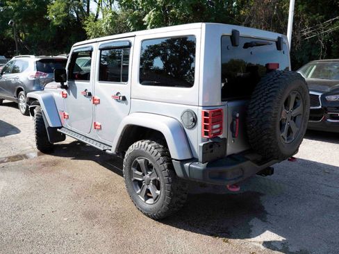 Used 2018 Jeep Wrangler Unlimited Rubicon AWD/4WD image 9