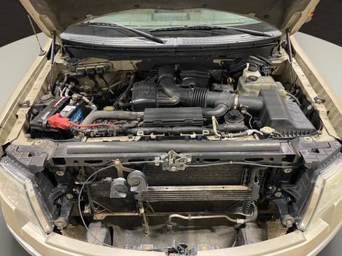 Used 2010 Ford F150 XLT AWD/4WD image 25
