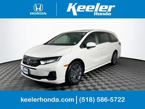 New 2026 Honda Odyssey Touring image 1