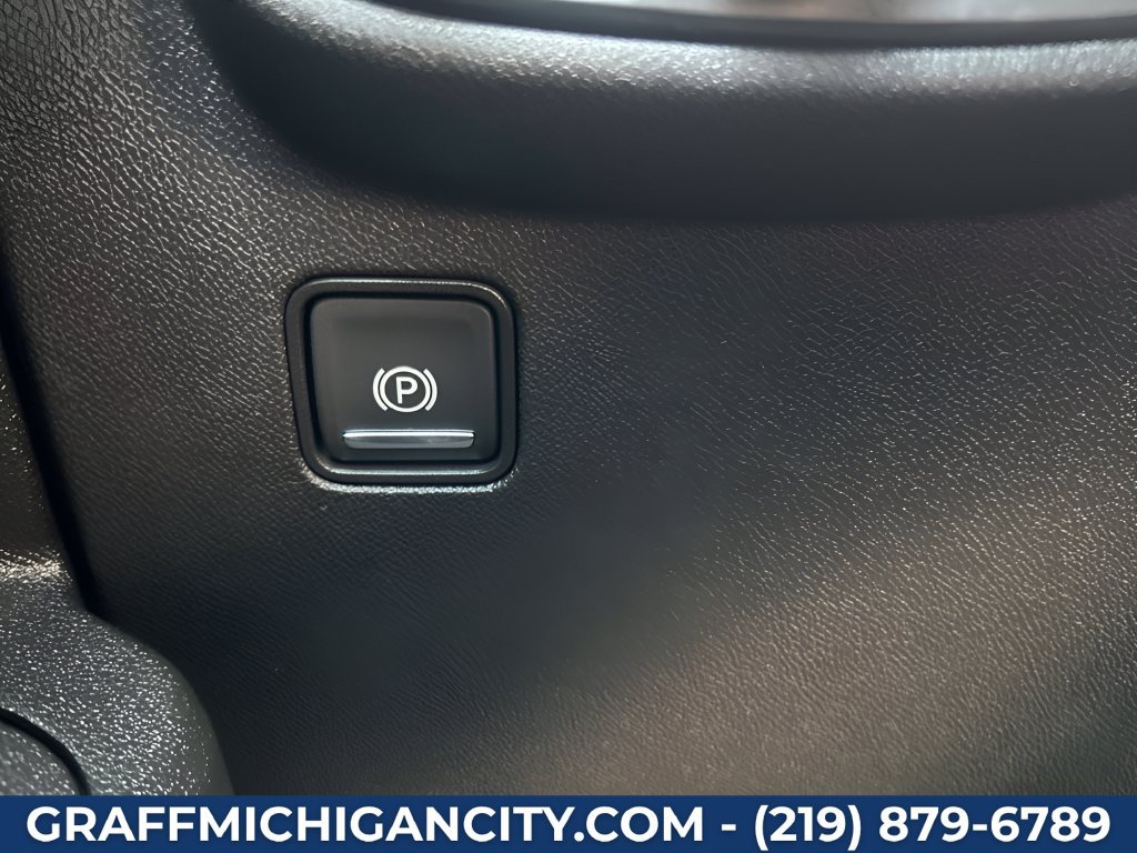 Used 2020 GMC Terrain SLE w/ Driver Convenience Package AWD/4WD image 23