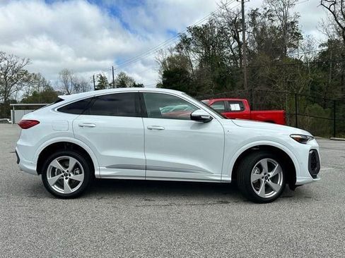 New 2025 Audi Q5 Premium Plus image 5