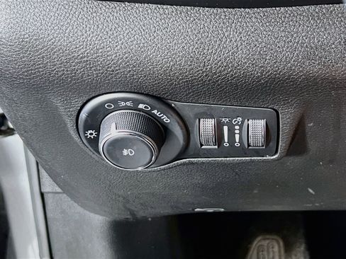 Used 2022 Jeep Compass Latitude w/ Convenience Group AWD/4WD image 10