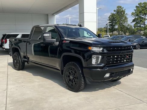 Used 2022 Chevrolet Silverado 2500 LTZ w/ LTZ Plus Package AWD/4WD image 6