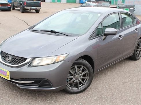 Used 2014 Honda Civic LX image 2