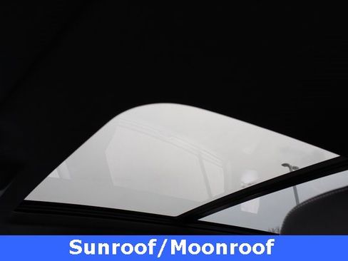 New 2026 Volkswagen Atlas Cross Sport SEL R-Line image 5