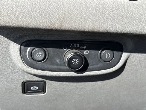 Used 2020 GMC Terrain SLT image 20