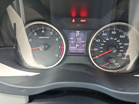 Used 2014 Subaru Crosstrek 2.0i Limited AWD/4WD image 20