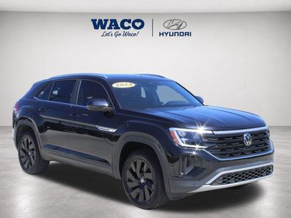 Used 2024 Volkswagen Atlas Cross Sport SE w/ Panoramic Sunroof Package