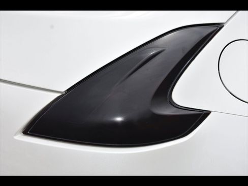 Used 2016 Nissan 370Z Coupe image 45