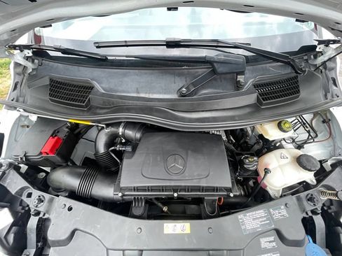 Used 2023 Mercedes-Benz Metris image 28