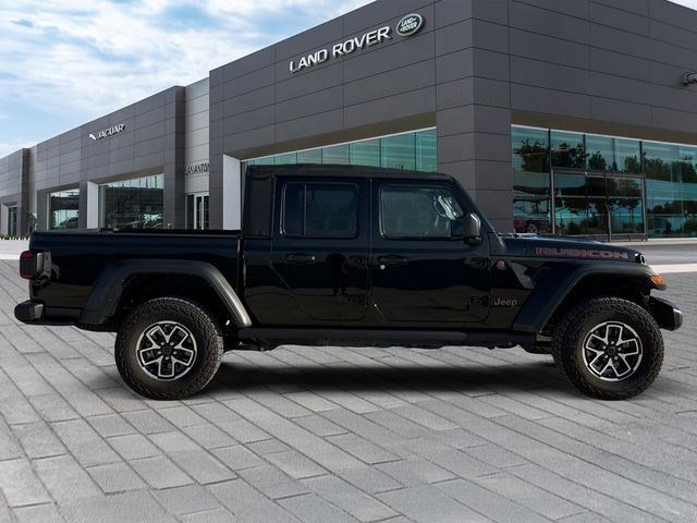Used 2025 Jeep Gladiator Rubicon AWD/4WD image 6