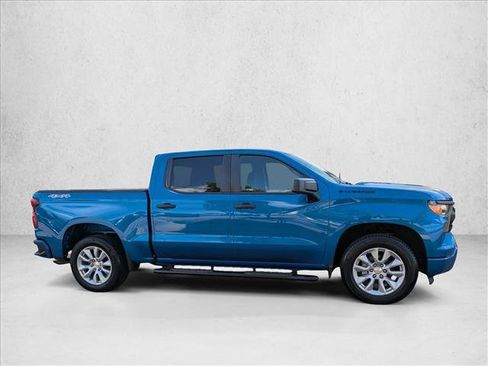 Used 2022 Chevrolet Silverado 1500 Custom w/ LPO, Dark Essentials Package AWD/4WD image 4