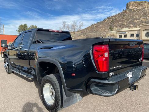 Used 2020 Chevrolet Silverado 3500 High Country image 10