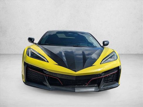 Used 2024 Chevrolet Corvette Z06 RWD image 2
