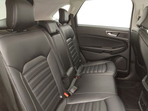 Used 2023 Ford Edge SEL image 19