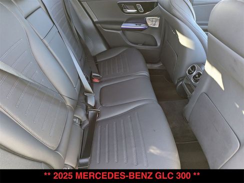Certified 2025 Mercedes-Benz GLC 300 4MATIC image 29