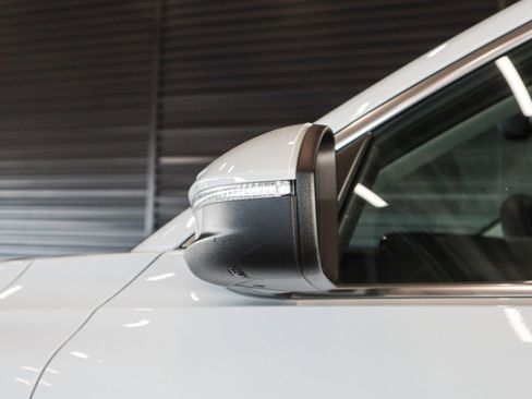 Certified 2025 Audi Q5 Prestige image 29