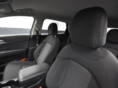 Certified 2024 Kia Sportage LX image 14