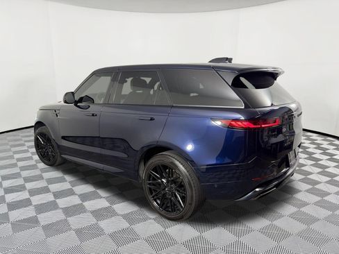 Used 2023 Land Rover Range Rover Sport SE Dynamic AWD/4WD image 3
