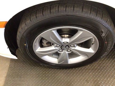 Used 2018 Honda Odyssey EX-L image 27