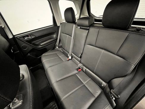 Used 2018 Subaru Forester 2.5i Touring w/ Popular Package #3B image 32