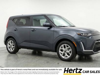 Used 2025 Kia Soul LX w/ LX Technology Package
