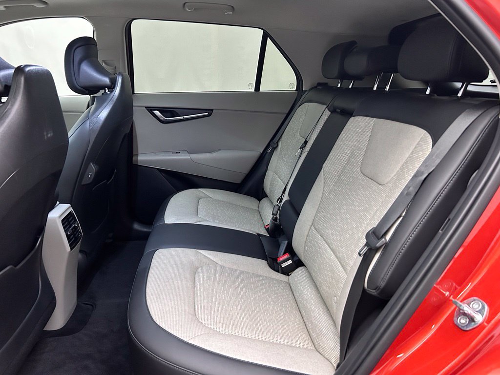 Used 2023 Kia Niro Wave FWD image 14