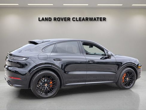 Used 2026 Porsche Cayenne S AWD/4WD image 5