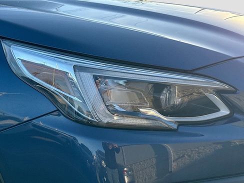 Used 2021 Subaru Outback Touring w/ Popular Package #2 image 38