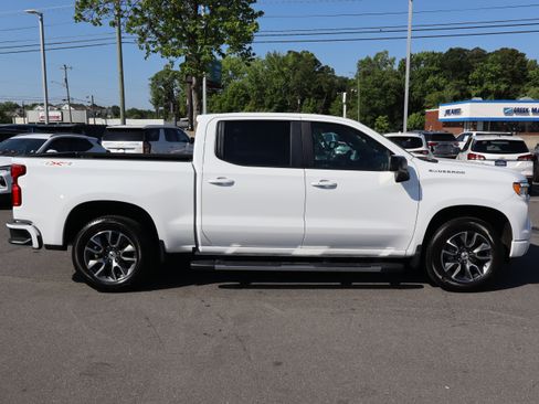 Used 2024 Chevrolet Silverado 1500 RST w/ Convenience Package II AWD/4WD image 11