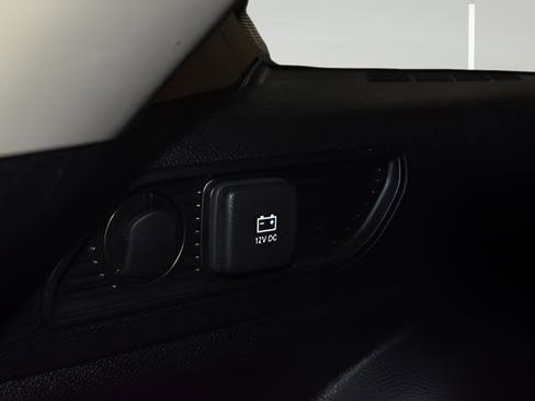 Used 2022 Jeep Grand Cherokee Limited w/ Luxury Tech Group II AWD/4WD image 14