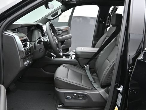 New 2026 GMC Yukon XL Denali w/ Denali Reserve Package AWD/4WD image 16