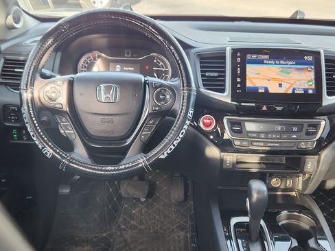 Used 2019 Honda Ridgeline RTL-E image 17