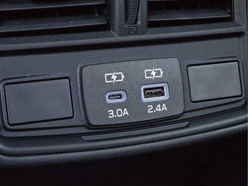 Certified 2025 Subaru Forester Premium AWD/4WD image 11