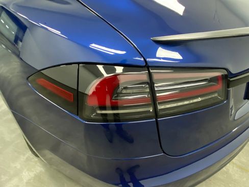 Used 2023 Tesla Model S Plaid image 13