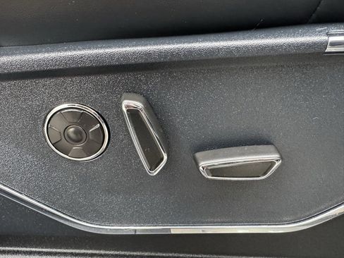 Certified 2021 Ford F150 Platinum w/ Equipment Group 701A High image 27