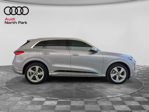 Used 2025 Audi Q5 Prestige AWD/4WD image 6