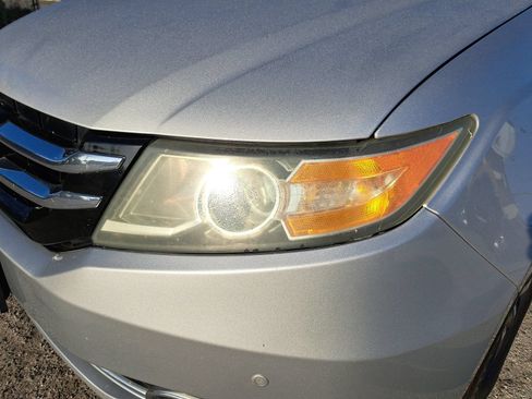 Used 2015 Honda Odyssey Touring image 12