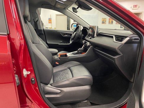 Used 2024 Toyota RAV4 Adventure image 12