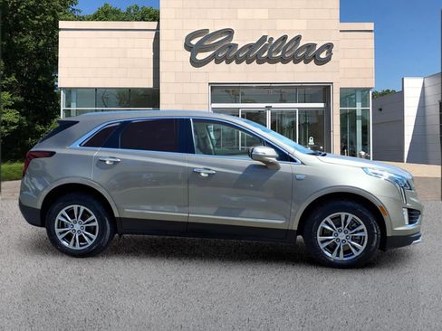 Certified 2023 Cadillac XT5 Premium Luxury AWD/4WD image 6