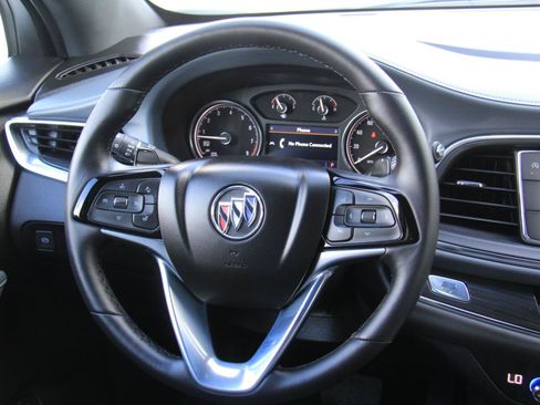 Used 2024 Buick Enclave Essence FWD image 11