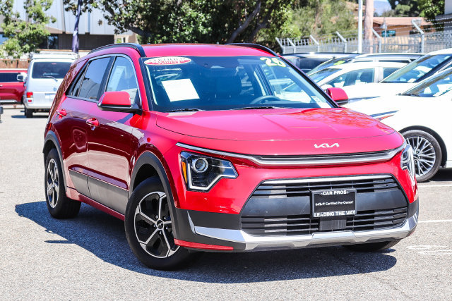 Certified 2025 Kia Niro EX FWD image 2