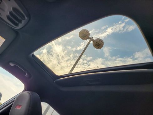 New 2026 Chevrolet Trax RS w/ Sunroof Package image 9