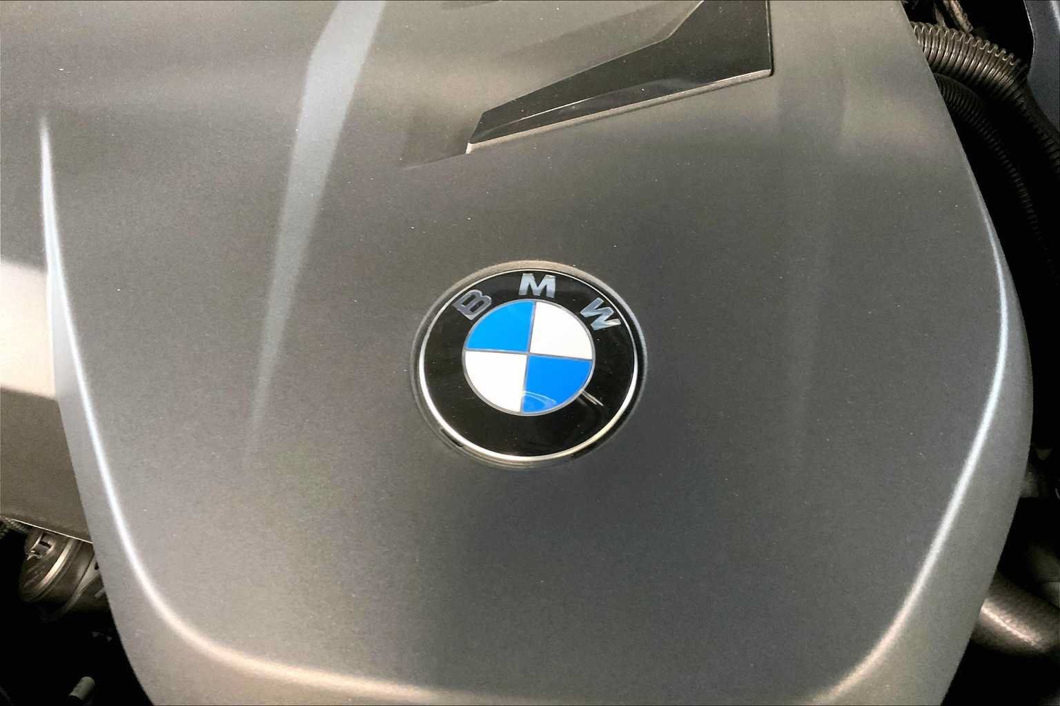 New 2025 BMW X3 xDrive30i w/ Convenience Package AWD/4WD image 17