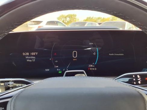 New 2026 Cadillac Vistiq Premium Luxury image 36