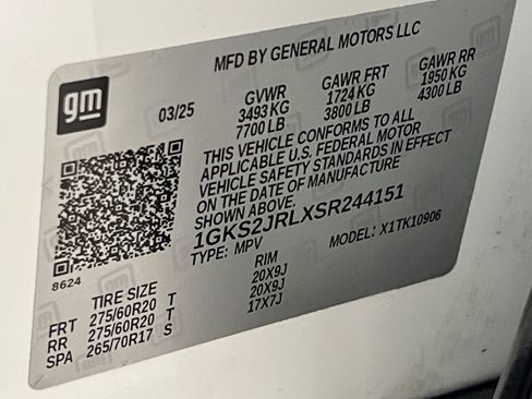 Used 2025 GMC Yukon XL Denali AWD/4WD image 73