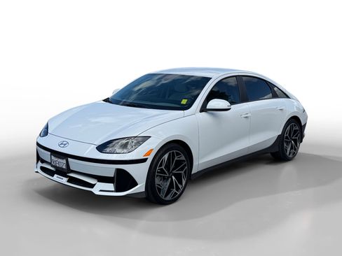 Used 2025 Hyundai Ioniq 6 SEL RWD image 1