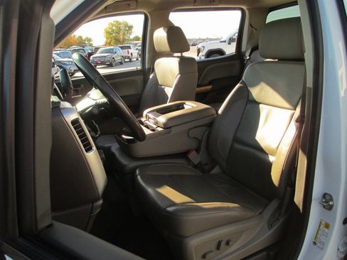 Used 2016 Chevrolet Silverado 1500 LTZ w/ Texas Edition image 19